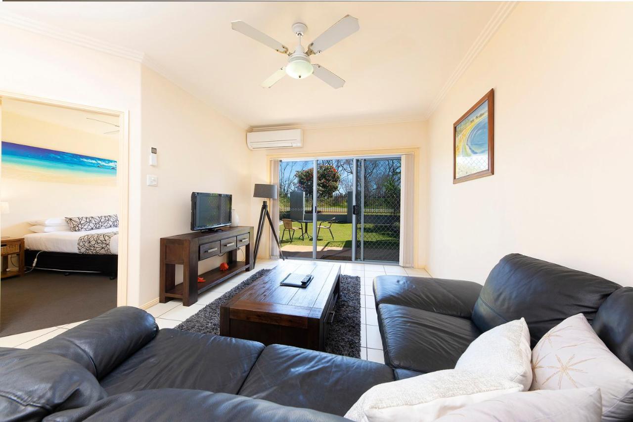 Meridian Beachside Apartments Олд Бар Екстериор снимка