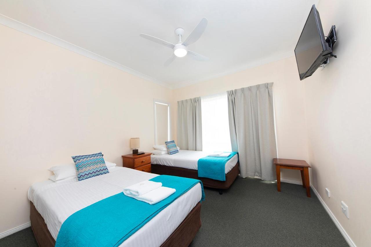 Meridian Beachside Apartments Олд Бар Екстериор снимка