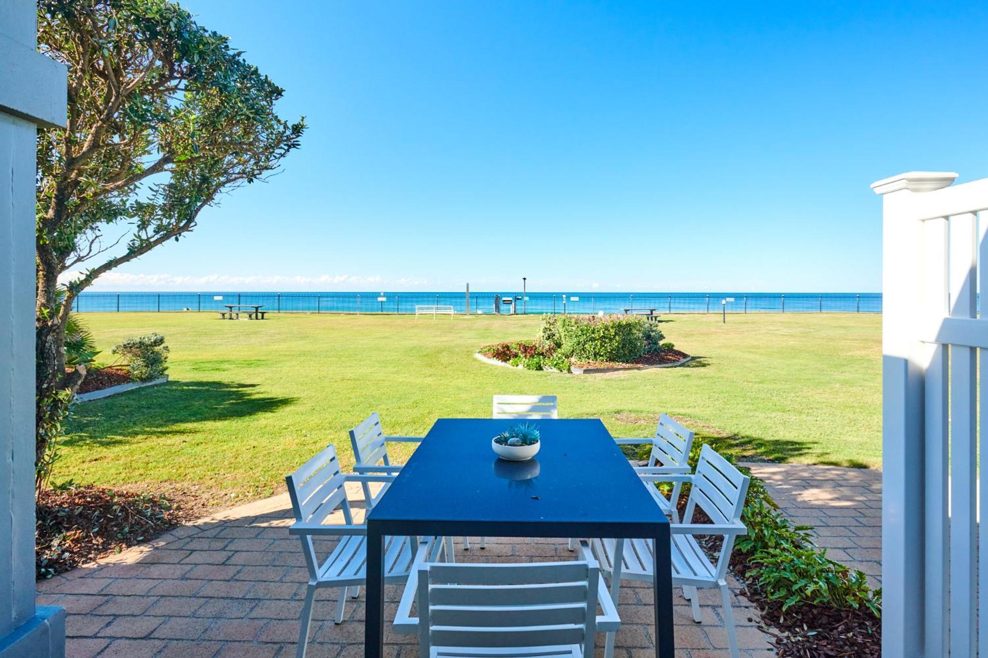 Meridian Beachside Apartments Олд Бар Екстериор снимка